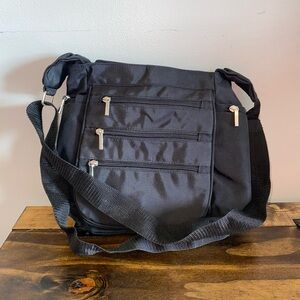 Organizzi RFID Blocking Crossbody Daybag Black NEW